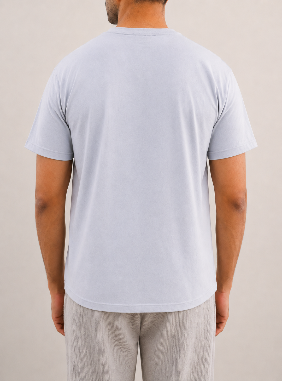 THE BLACK ROUND NECK T-SHIRT BY SNAZZY